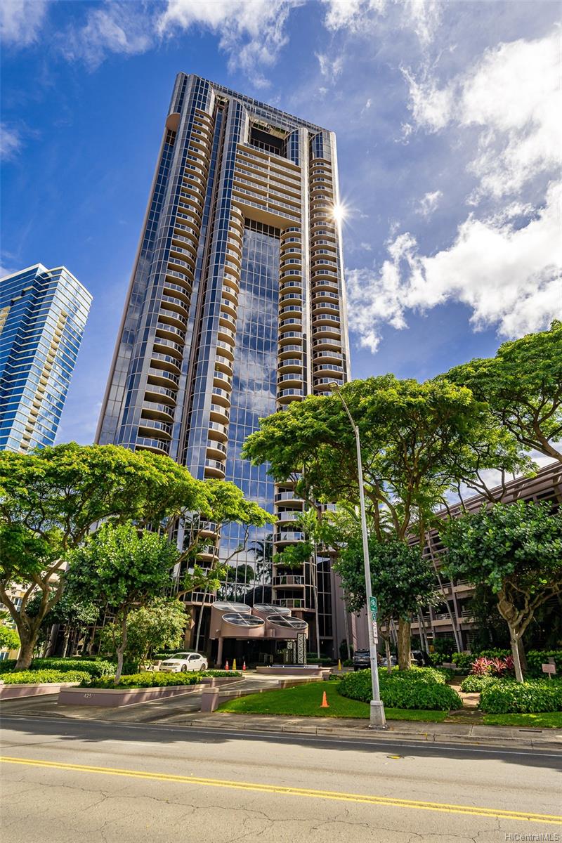 One Waterfront Tower condo # 1102, Honolulu, Hawaii - photo 23 of 23