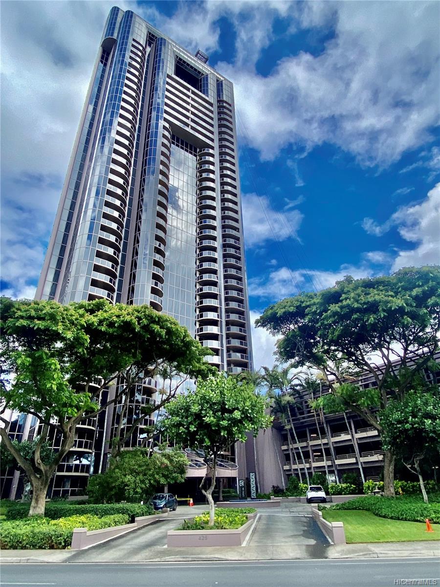one waterfront tower condo # 1102/mauka, Honolulu, Hawaii - photo 2 of 24