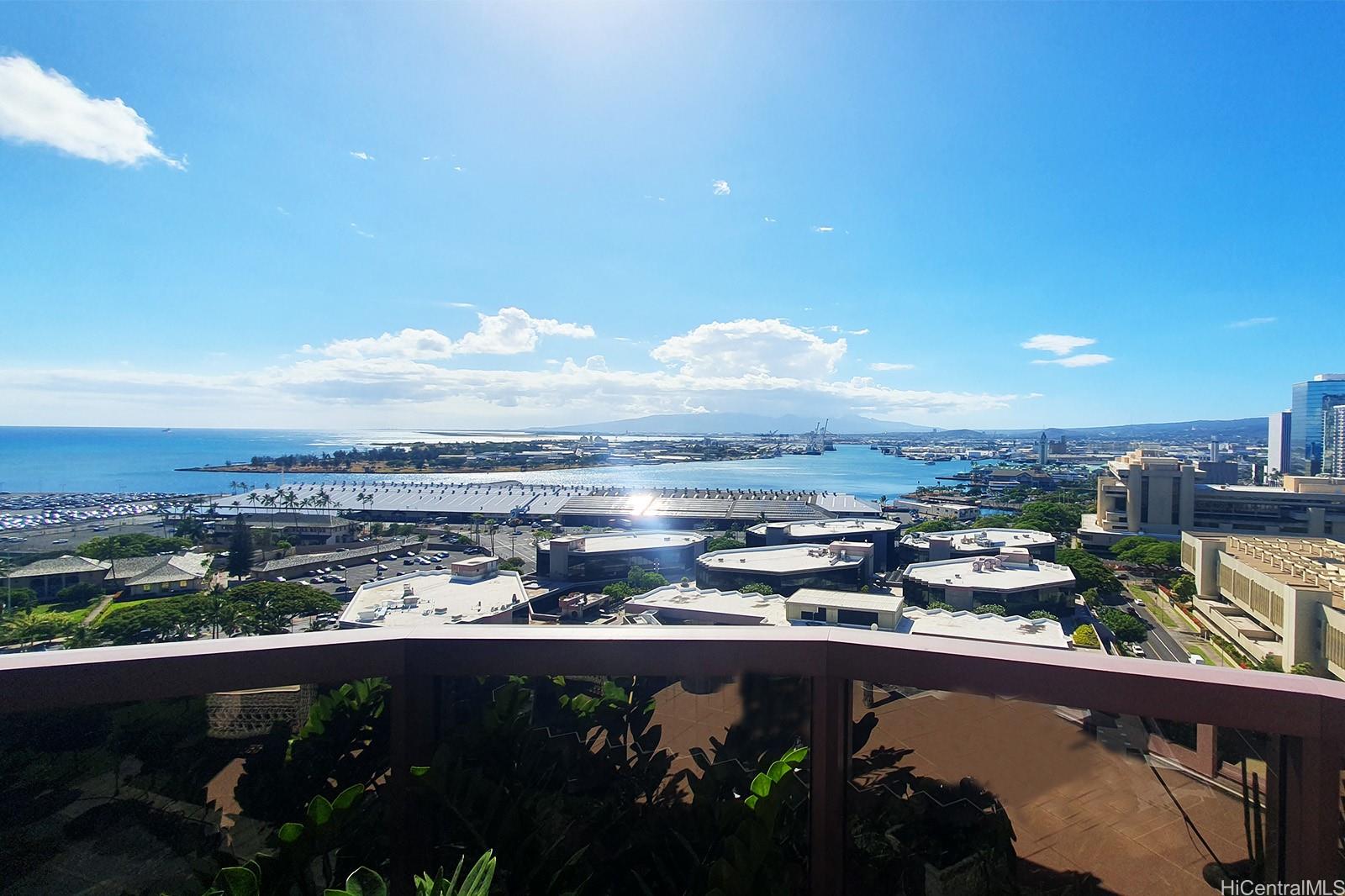 ONE WATERFRONT TOWER condo # 2002, Honolulu, Hawaii - photo 19 of 21