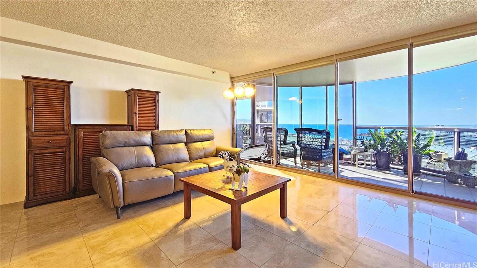 One Waterfront Tower condo # 2002, Honolulu, Hawaii - photo 17 of 20