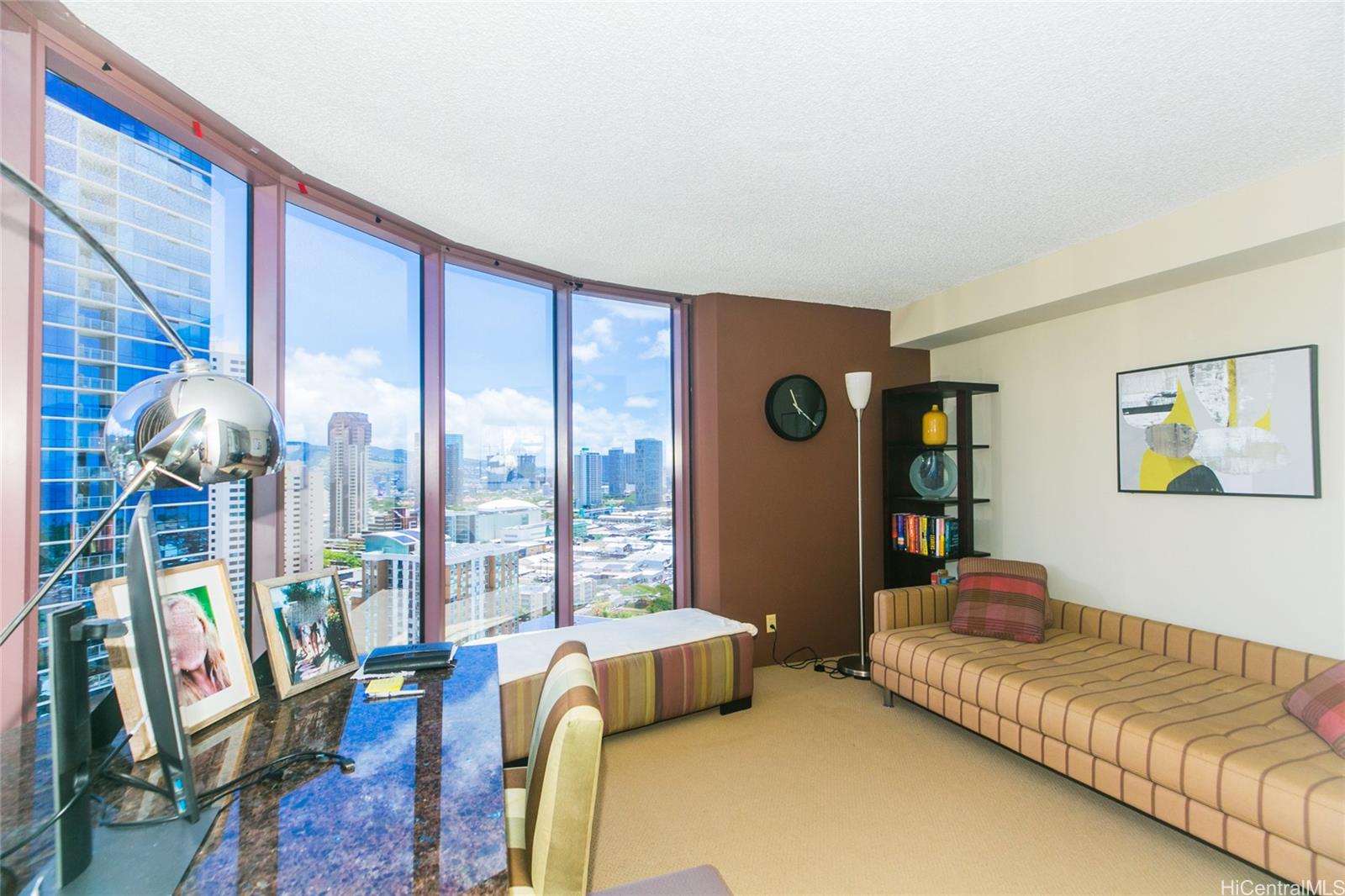 One Waterfront Tower condo # 2804, Honolulu, Hawaii - photo 11 of 20