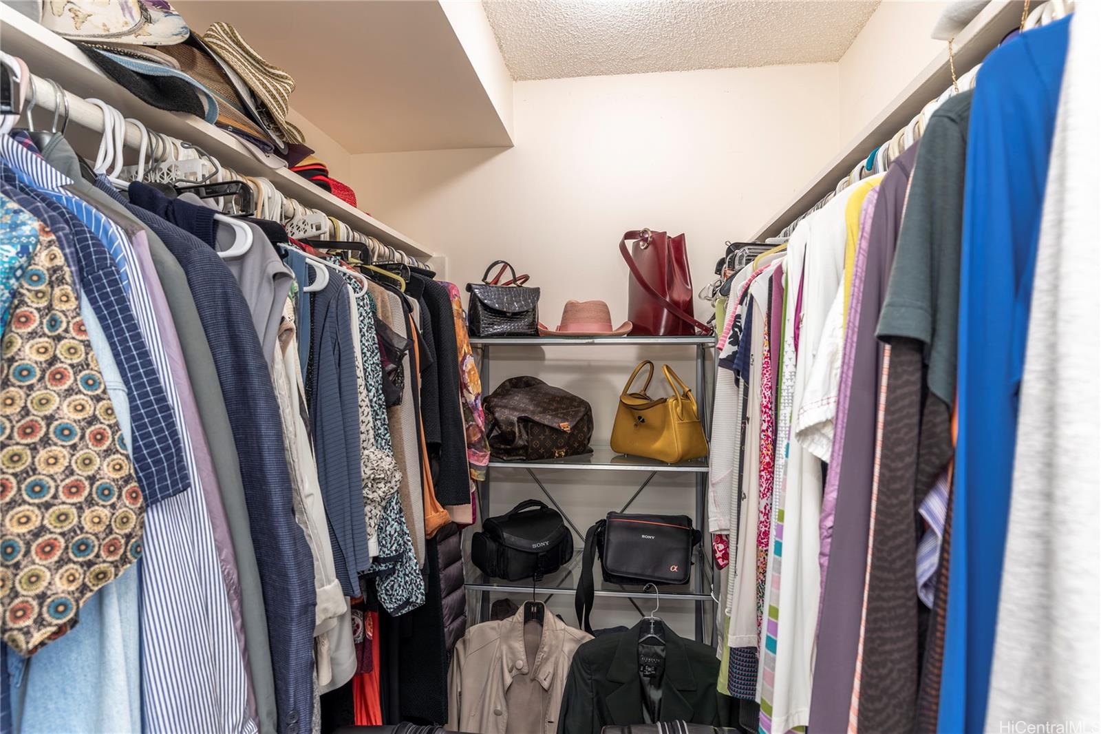 One Waterfront Tower condo # 3504, Honolulu, Hawaii - photo 10 of 25