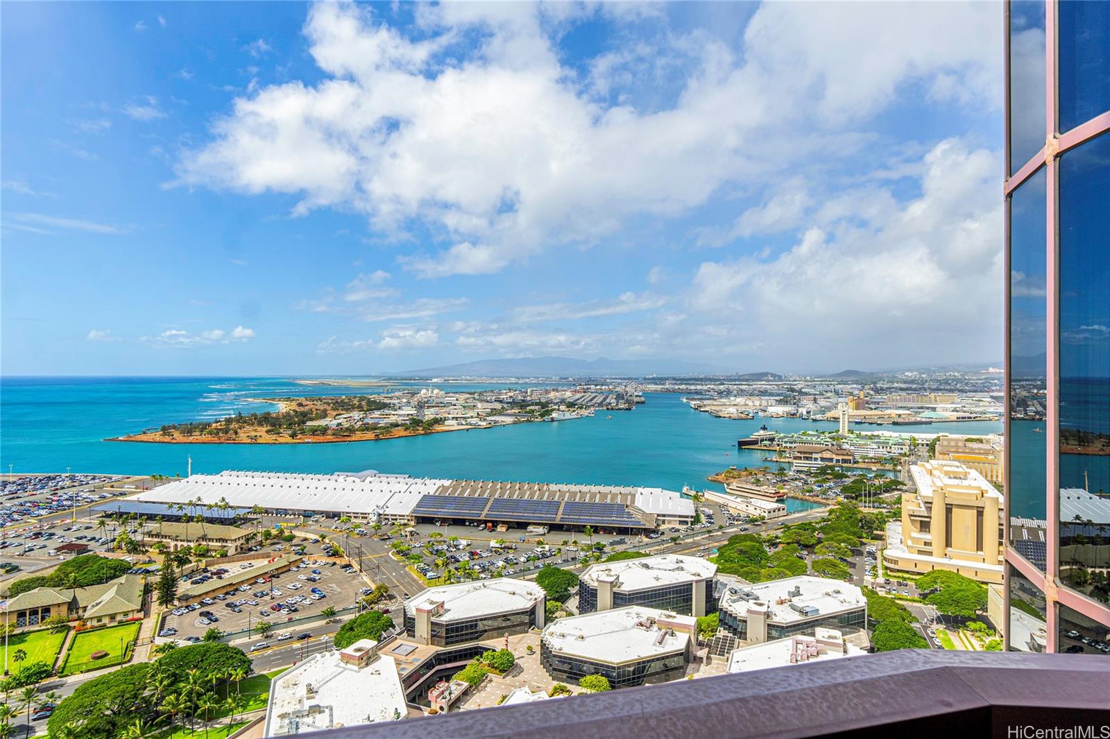 One Waterfront Tower condo # 3601, Honolulu, Hawaii - photo 16 of 24