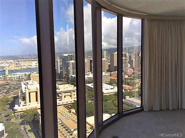One Waterfront Tower condo # 3804MU, Honolulu,, Hawaii - photo 21 of 24