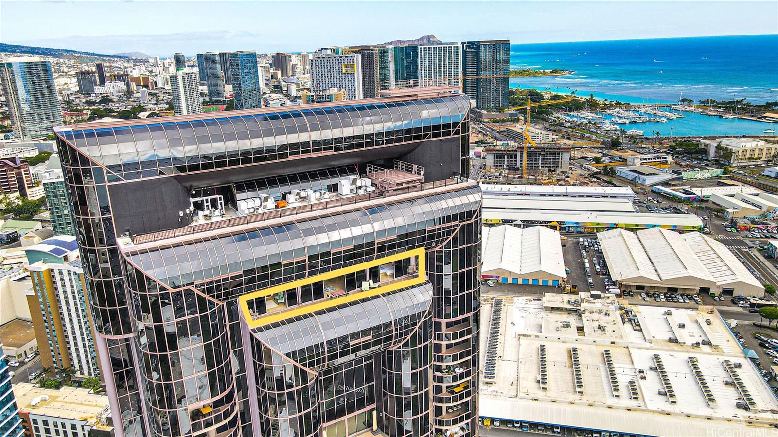 One Waterfront Tower condo # 4002, Honolulu, Hawaii - photo 2 of 25