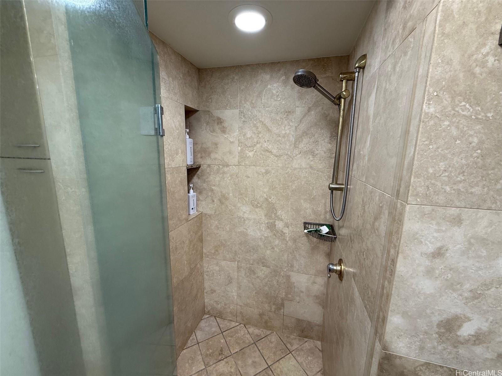 425 South Street Honolulu - Rental - photo 9 of 24