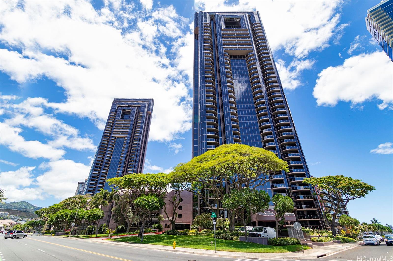 One Waterfront Tower condo # 4201, Honolulu, Hawaii - photo 25 of 25