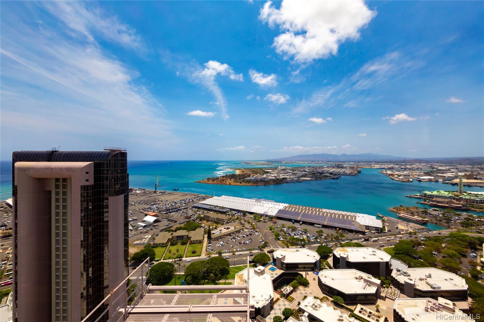 One Waterfront Tower condo # 4501, Honolulu, Hawaii - photo 23 of 25