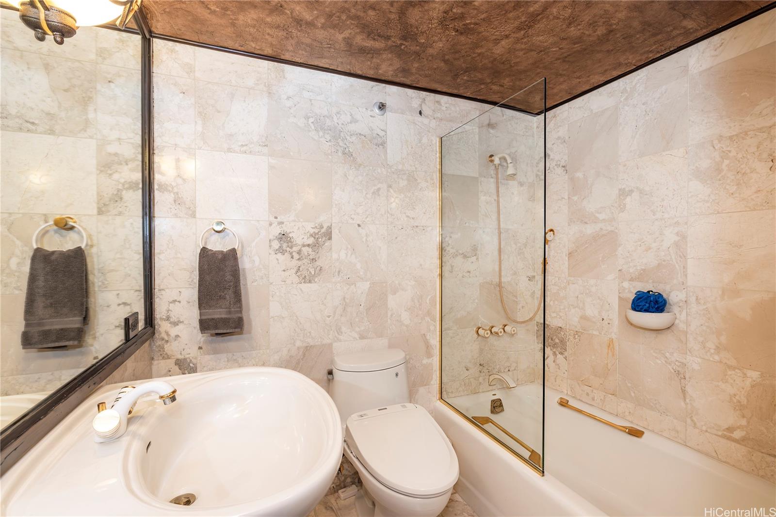 One Waterfront Tower condo # 4501, Honolulu, Hawaii - photo 12 of 12