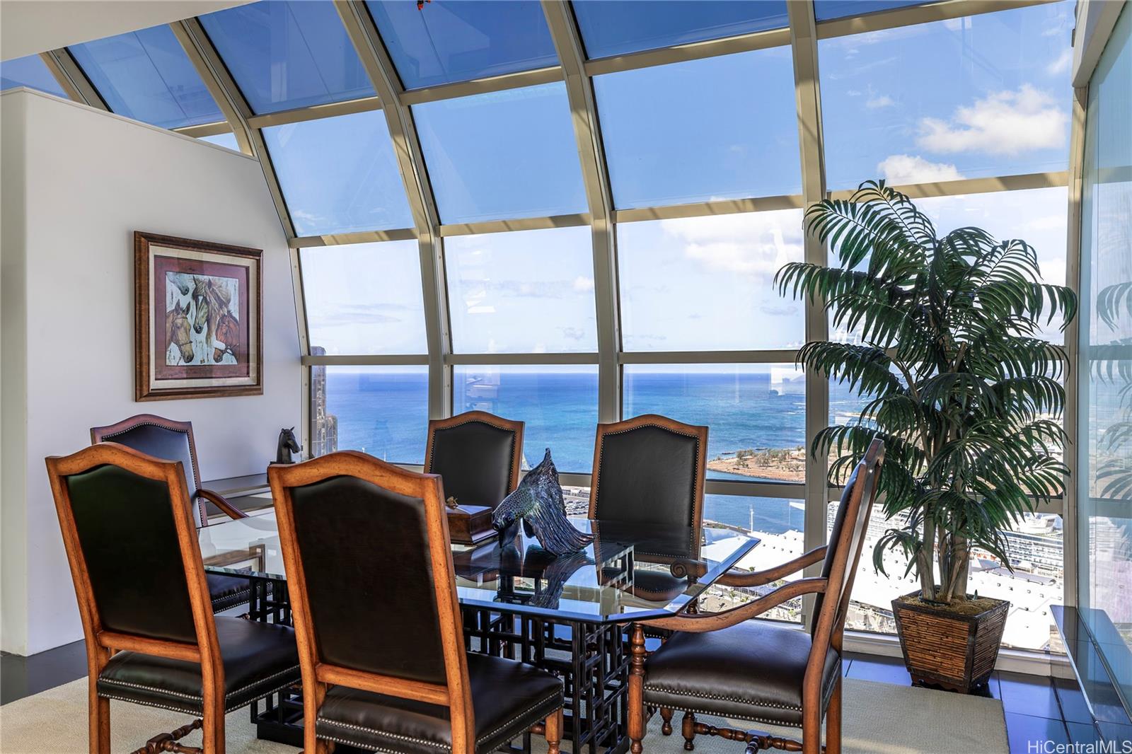 One Waterfront Tower condo # 4502, Honolulu, Hawaii - photo 5 of 13