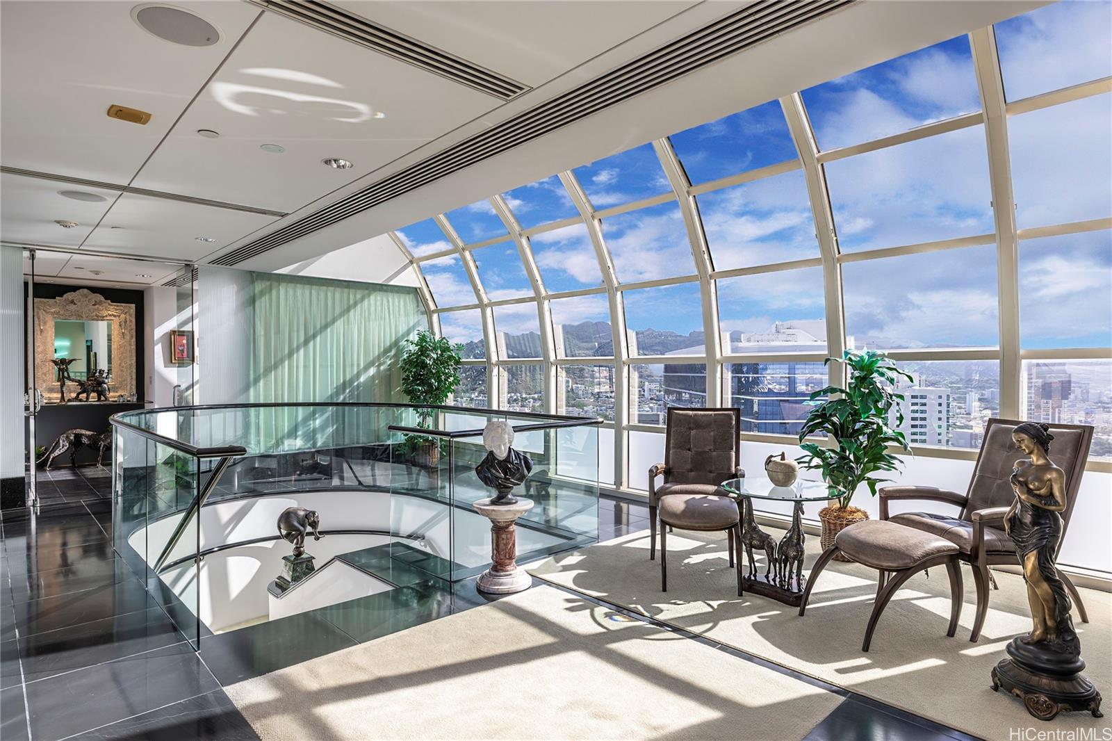 One Waterfront Tower condo # 4502, Honolulu, Hawaii - photo 6 of 13