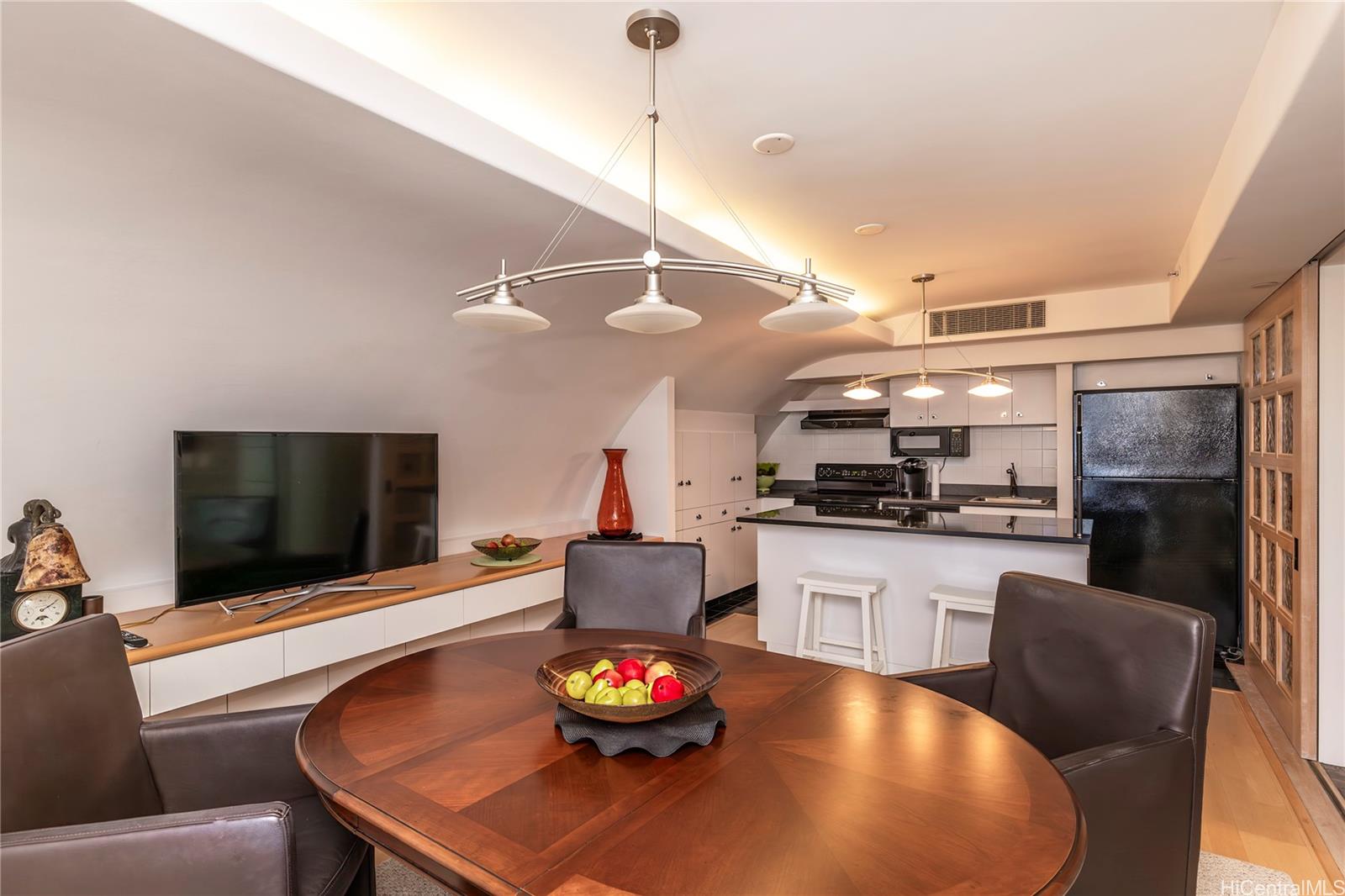 One Waterfront Tower condo # 4502, Honolulu, Hawaii - photo 10 of 13