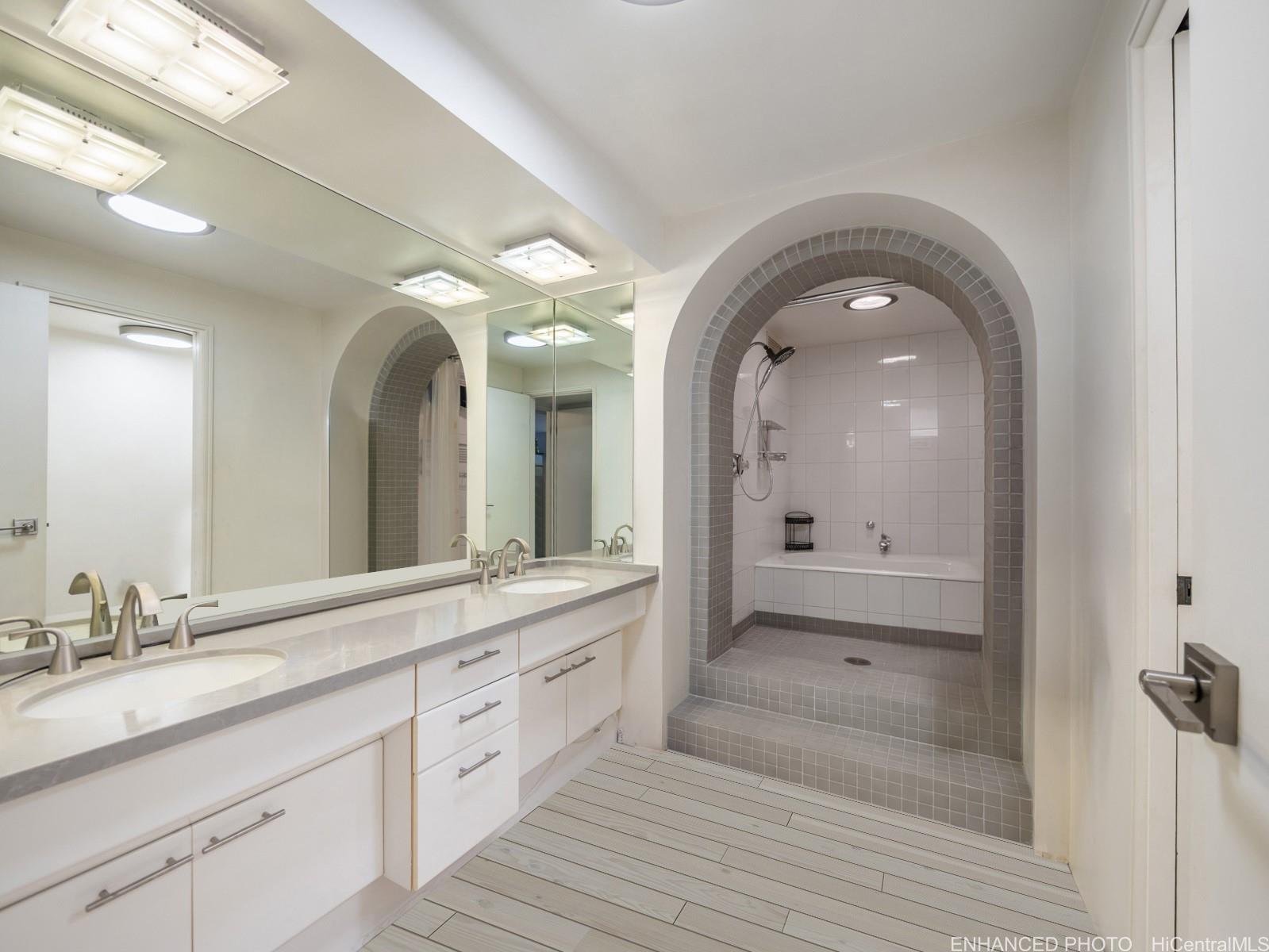 One Waterfront Tower condo # 501, Honolulu, Hawaii - photo 12 of 25