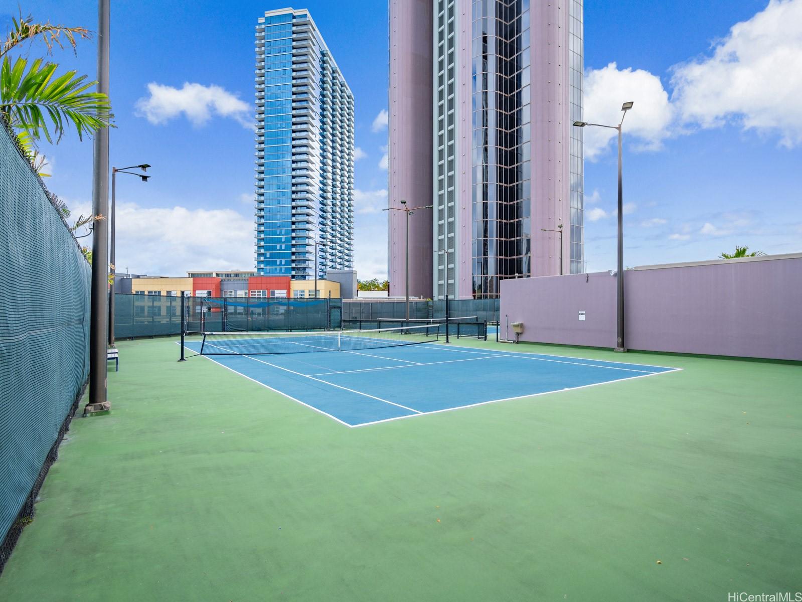 One Waterfront Tower condo # 501, Honolulu, Hawaii - photo 20 of 25