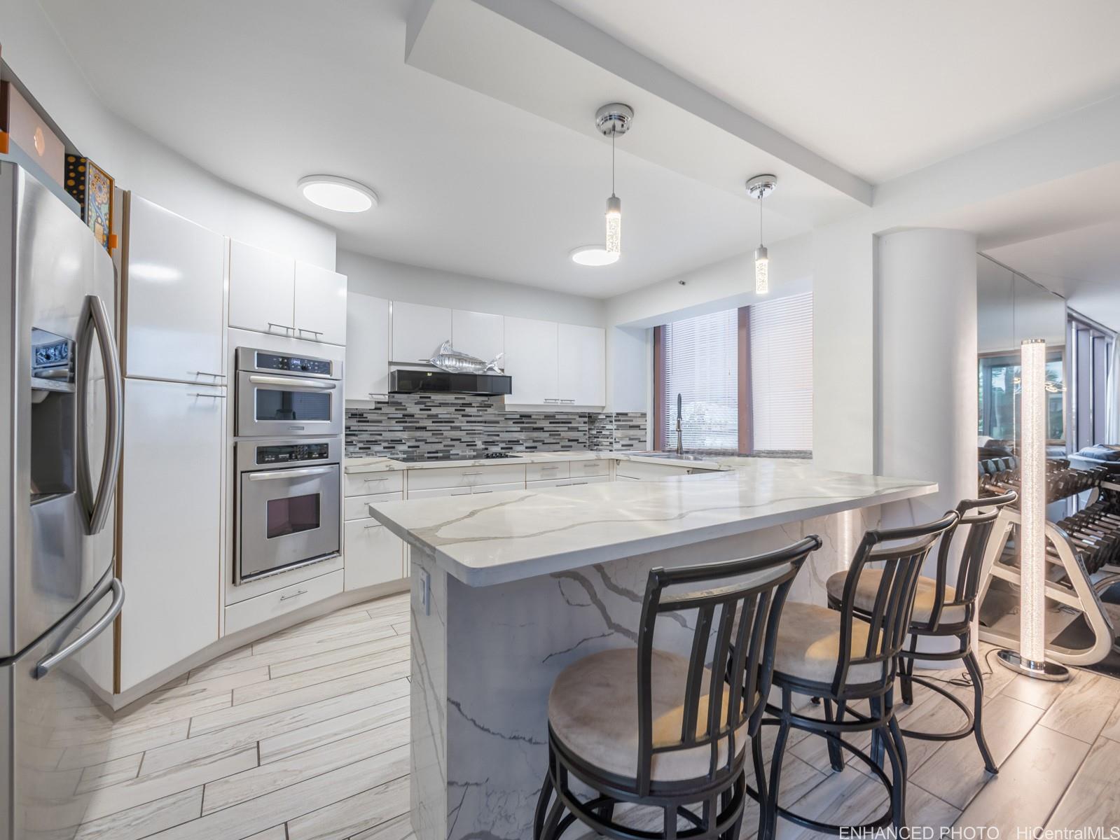 One Waterfront Tower condo # 501, Honolulu, Hawaii - photo 5 of 25