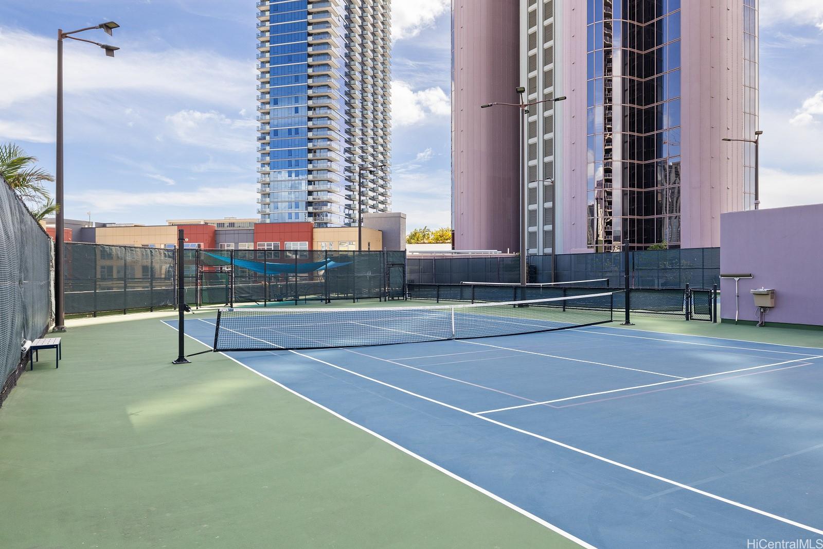 One Waterfront Tower condo # 503, Honolulu, Hawaii - photo 21 of 25