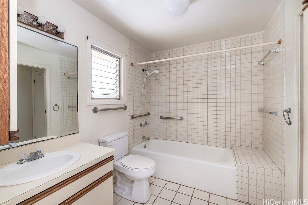 426  Ulupaina Street Coconut Grove, Kailua home - photo 17 of 23