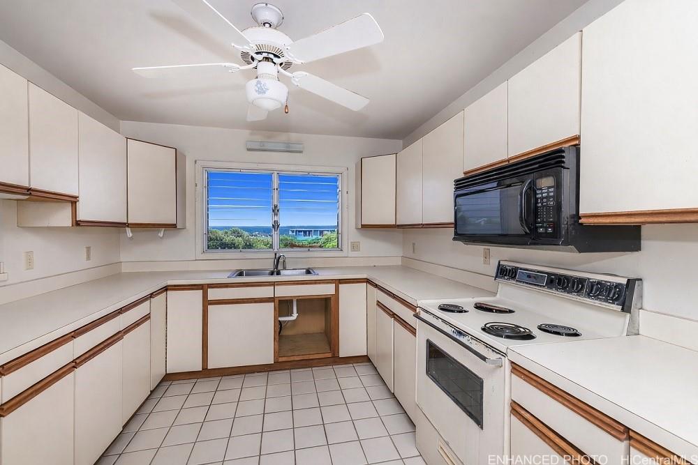 426  Ulupaina Street Coconut Grove, Kailua home - photo 19 of 23