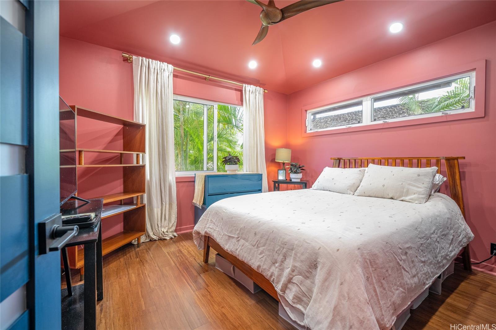 427  Akoakoa Pl Enchanted Lake, Kailua home - photo 14 of 25