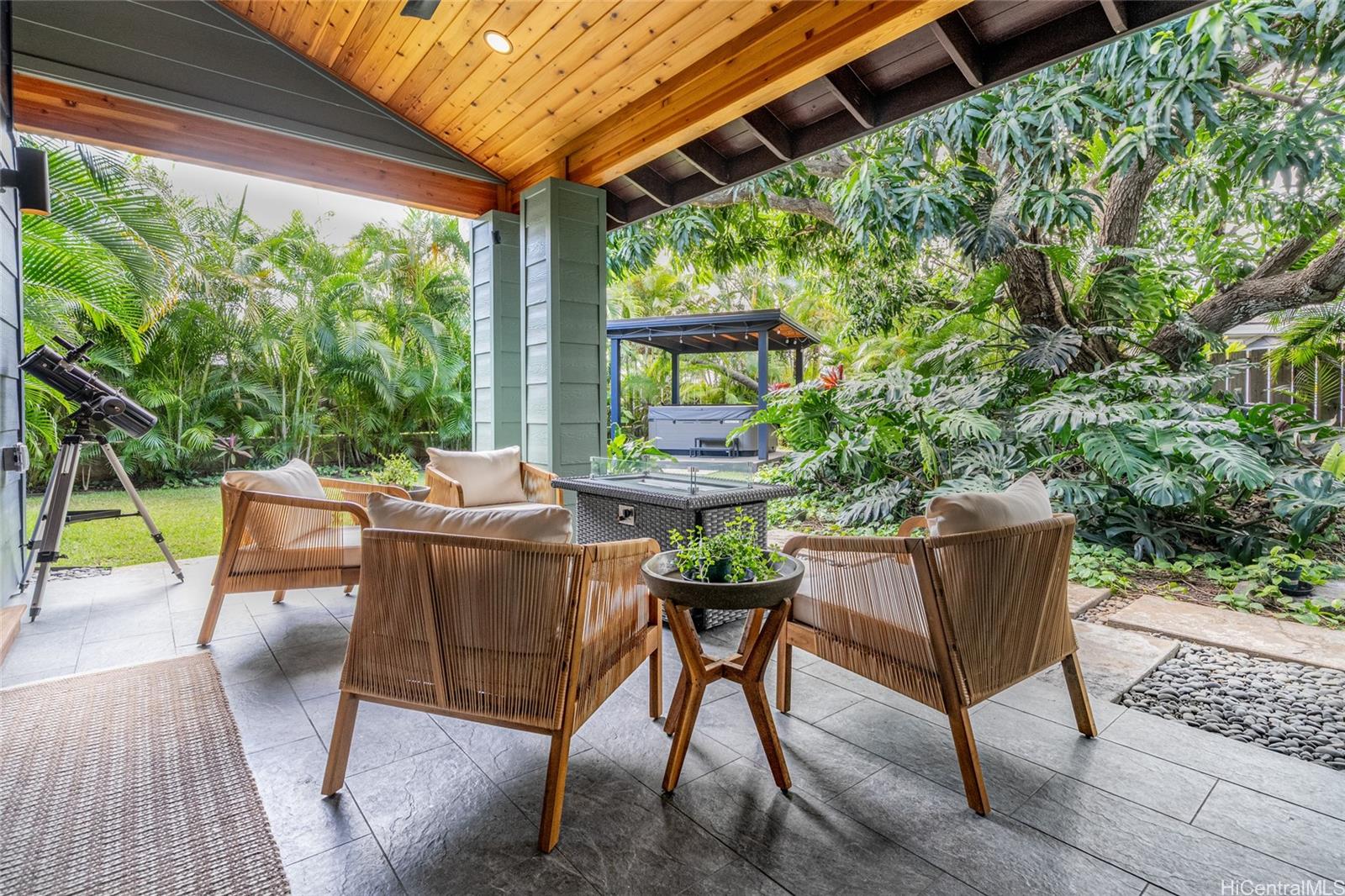 427  Akoakoa Pl Enchanted Lake, Kailua home - photo 6 of 25