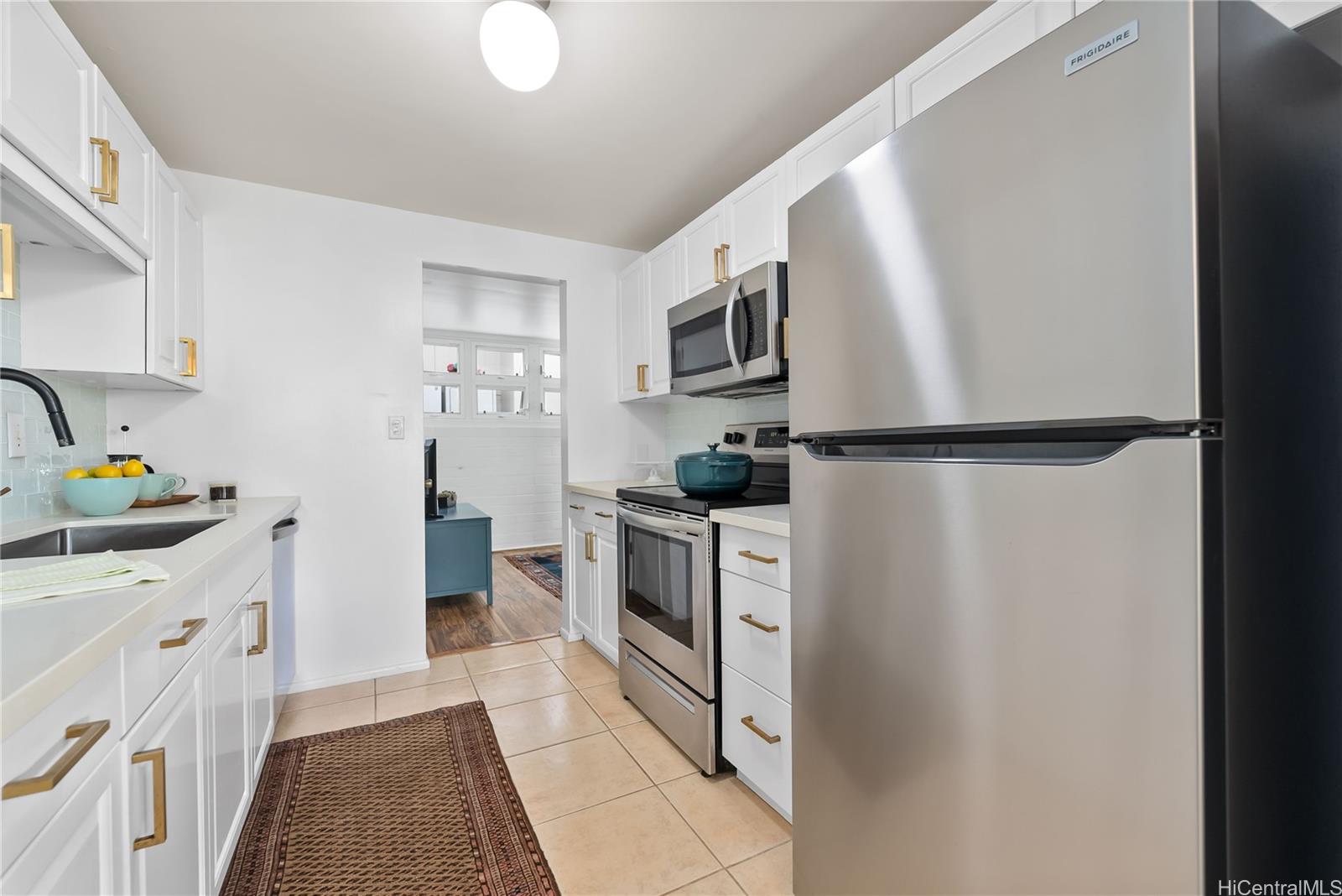 427 Kawaihae Street townhouse # 104, Honolulu, Hawaii - photo 8 of 25