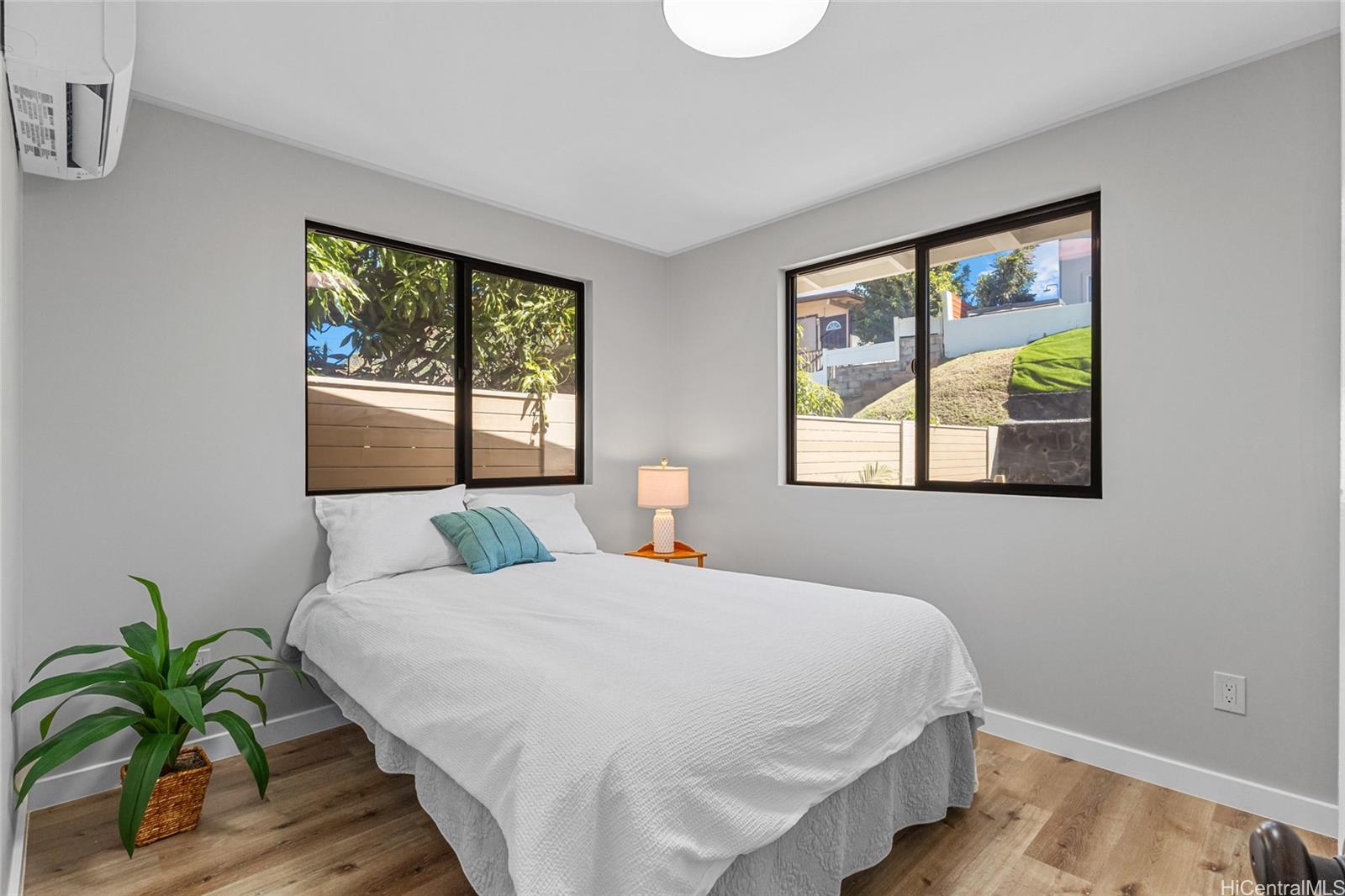 427  Kekupua Street Koko Head Terrace, Hawaii Kai home - photo 14 of 25