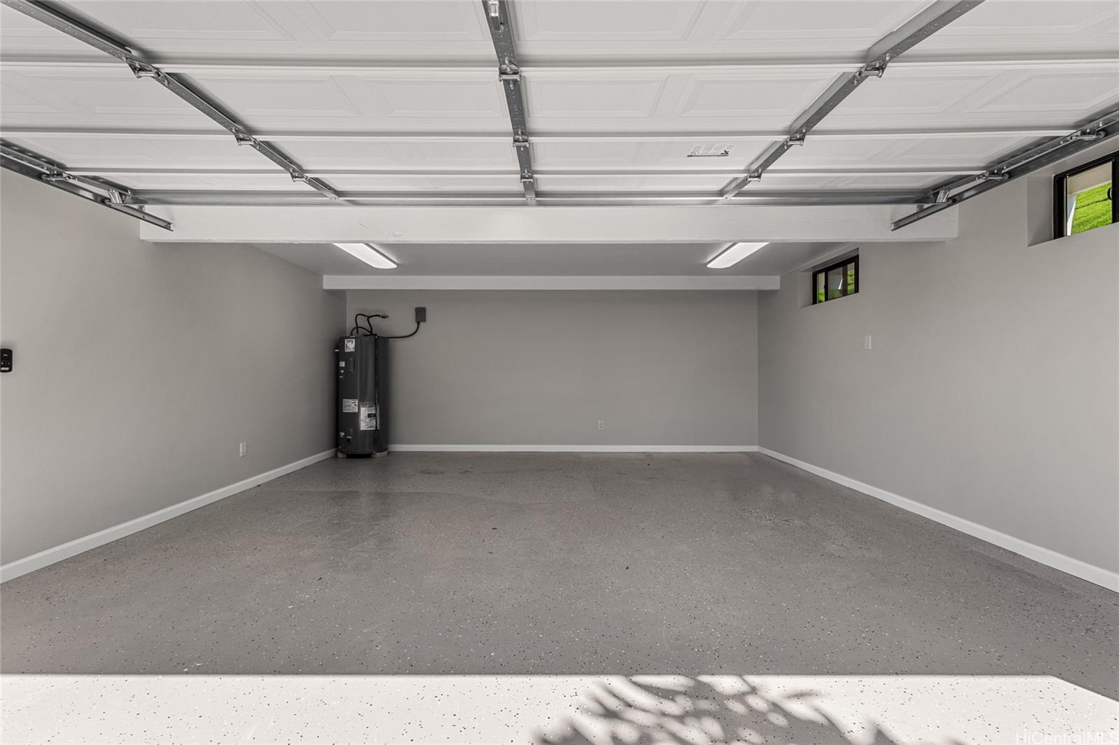 427  Kekupua Street Koko Head Terrace, Hawaii Kai home - photo 22 of 25