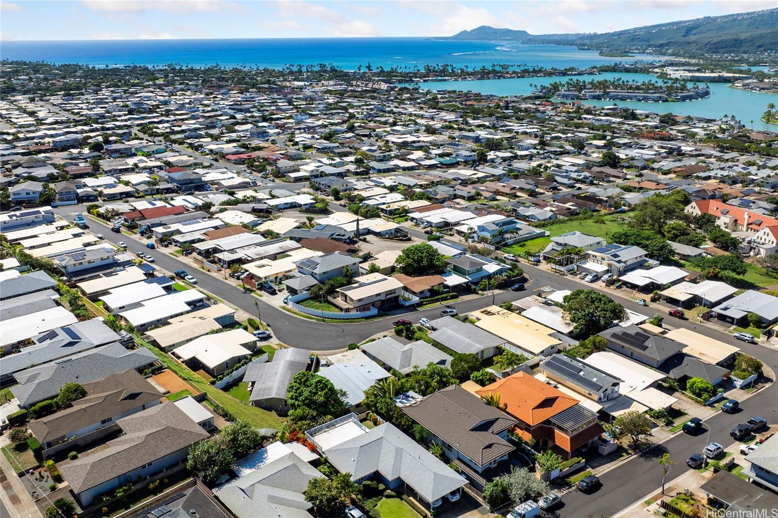 427  Kekupua Street Koko Head Terrace, Hawaii Kai home - photo 24 of 25