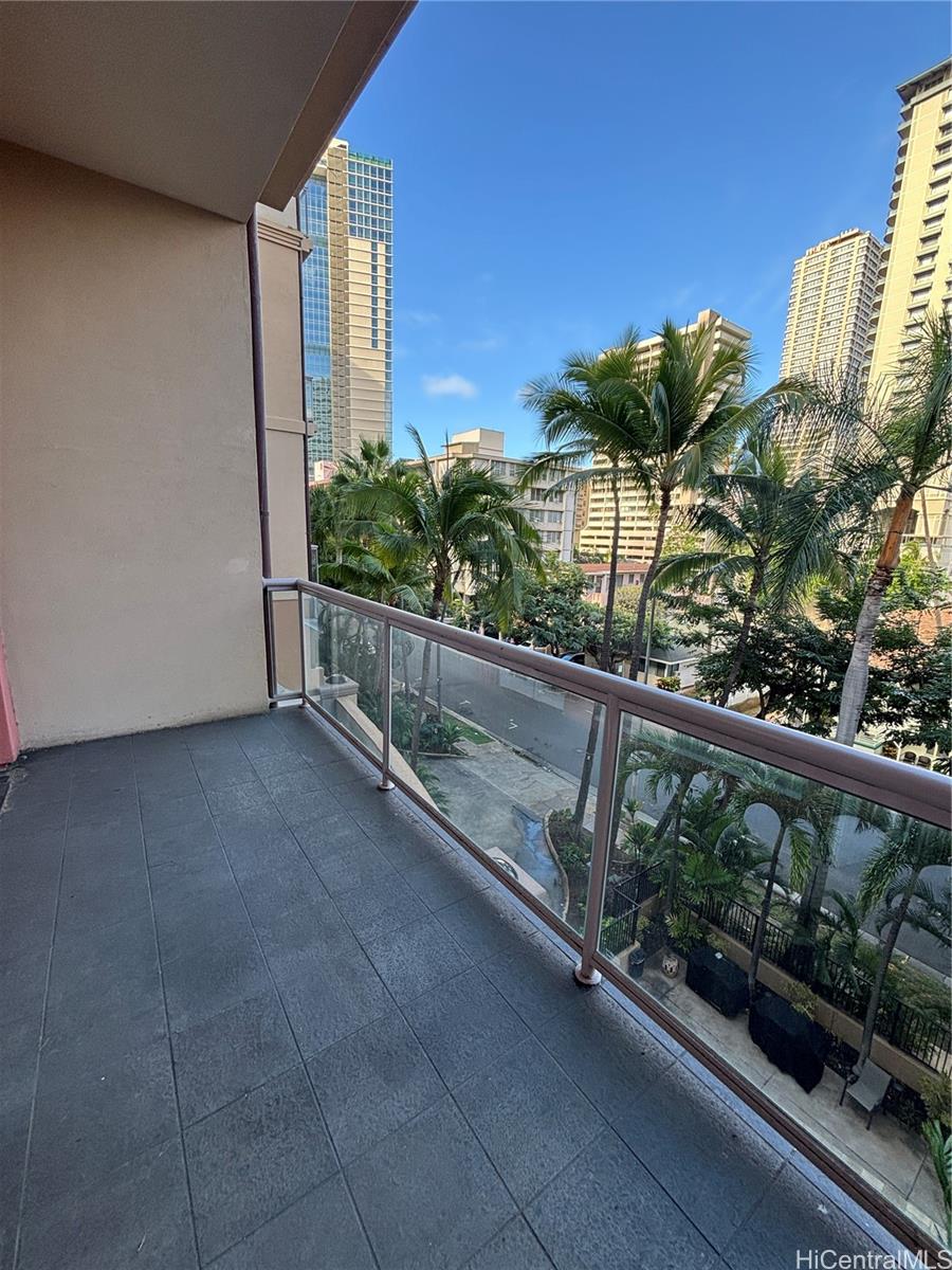 427 Launiu Street Honolulu - Rental - photo 4 of 23