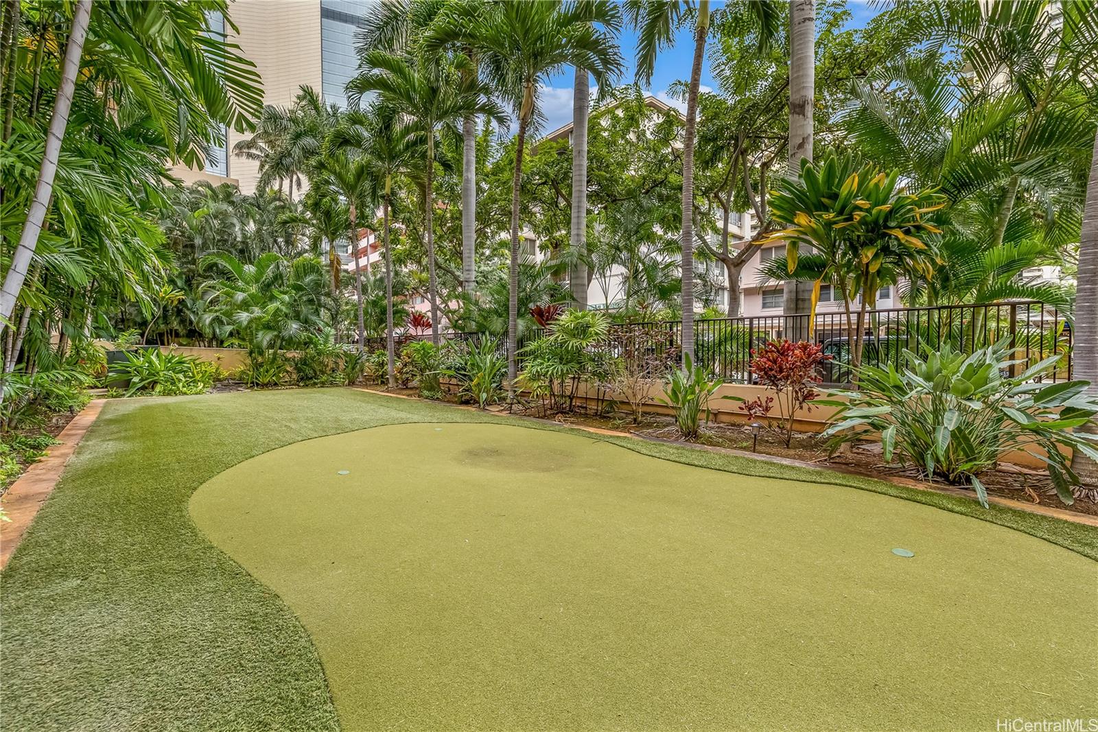 Loft at Waikiki condo # 504, Honolulu, Hawaii - photo 24 of 25