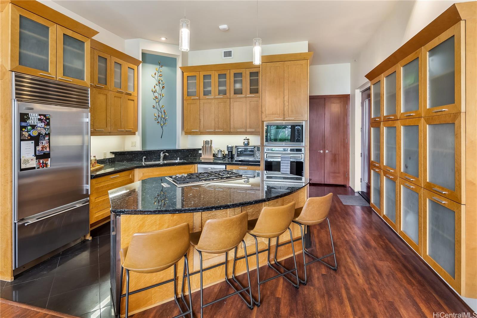 Loft at Waikiki condo # 504, Honolulu, Hawaii - photo 8 of 25