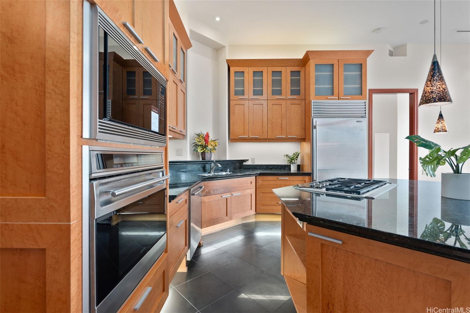 Loft at Waikiki condo # 505, Honolulu, Hawaii - photo 6 of 25