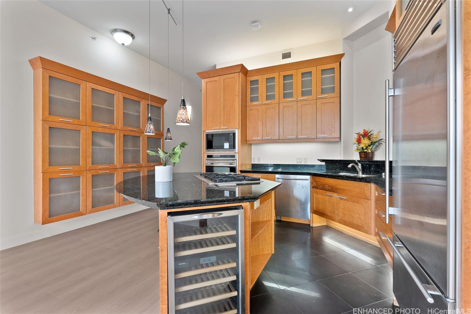 Loft at Waikiki condo # 505, Honolulu, Hawaii - photo 7 of 25