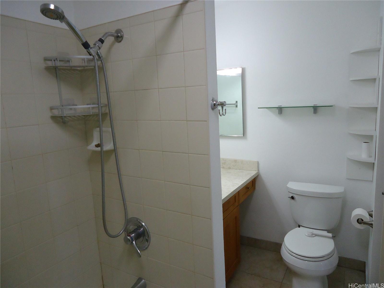 429 Mananai Pl Honolulu - Rental - photo 18 of 21