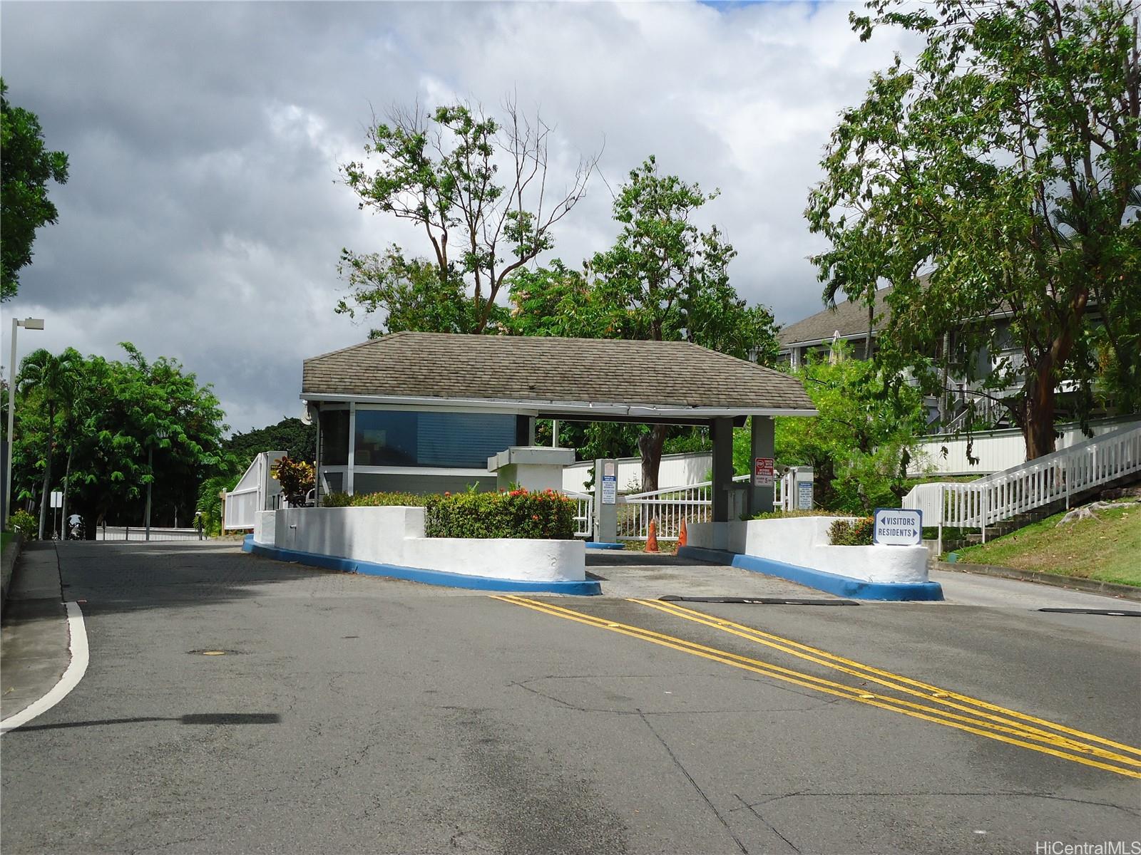 429 Mananai Pl Honolulu - Rental - photo 3 of 21