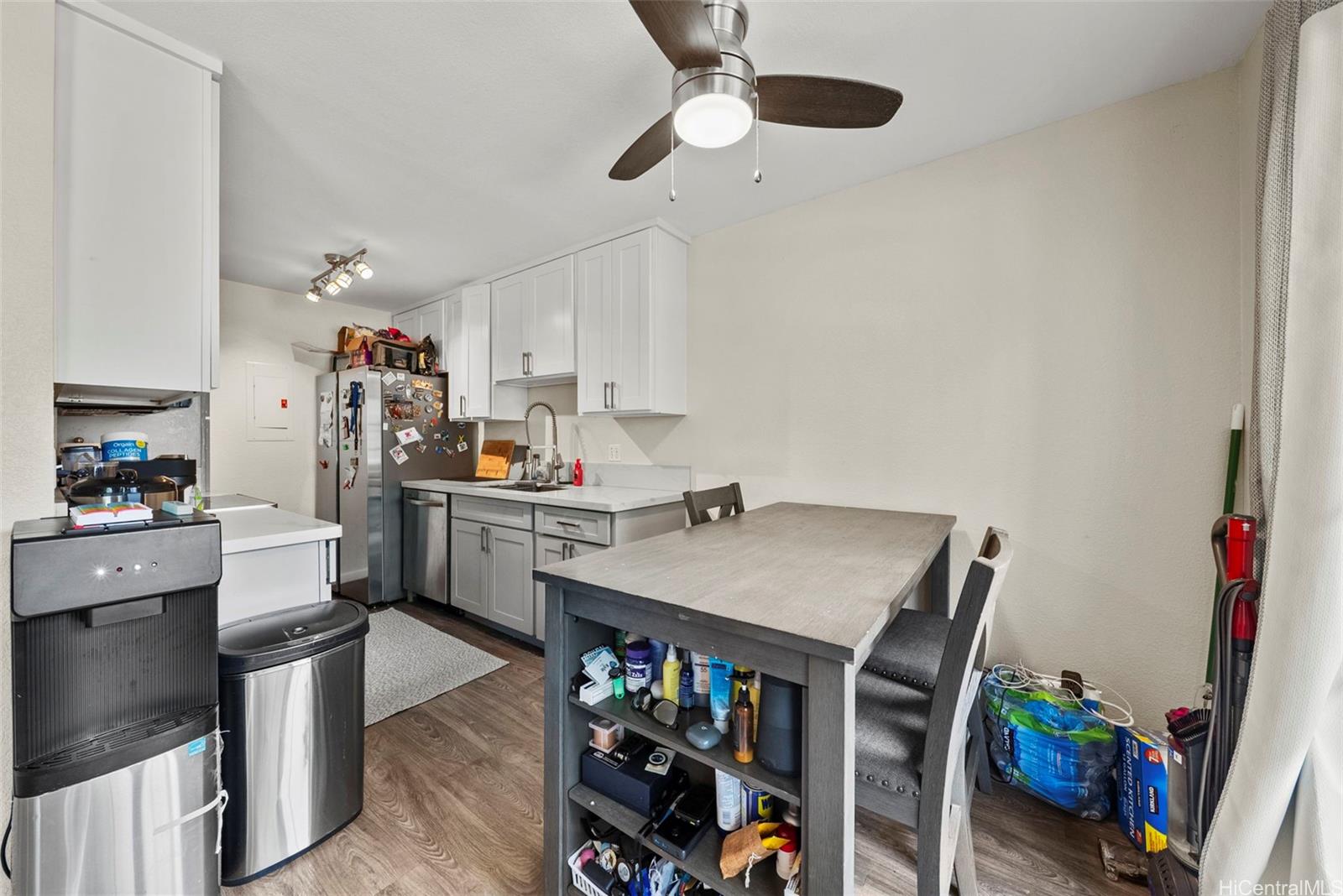 Crosspointe condo # 39U, Honolulu, Hawaii - photo 6 of 23