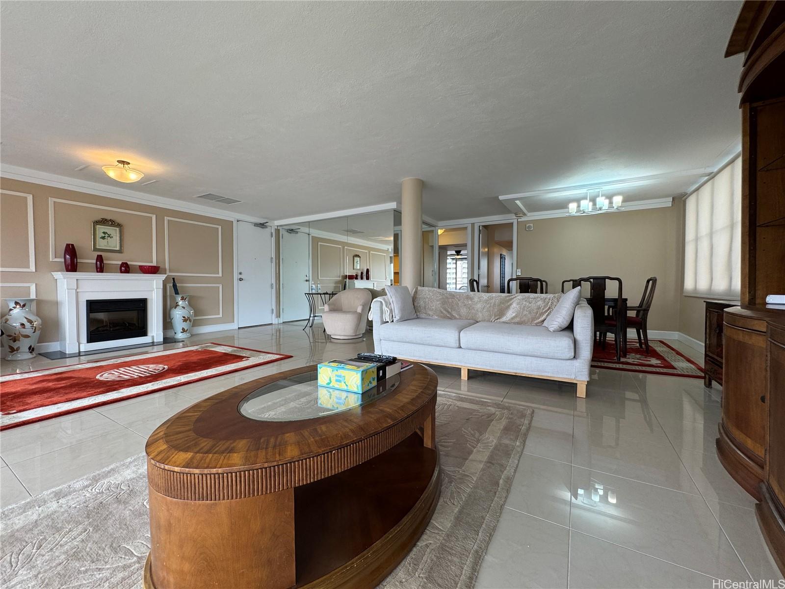 430 Kaiolu St Honolulu - Rental - photo 2 of 21