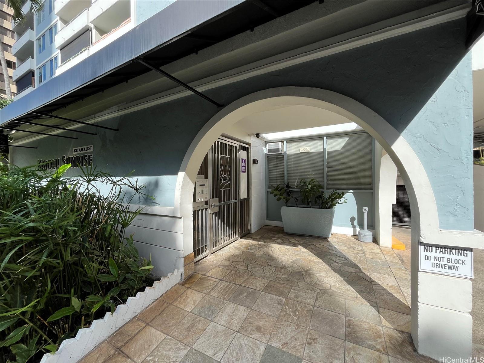 430 Kaiolu St Honolulu - Rental - photo 20 of 21