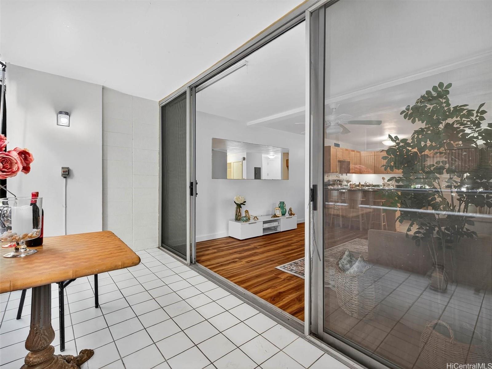 Kaiolu Sunrise condo # 207, Honolulu, Hawaii - photo 4 of 21