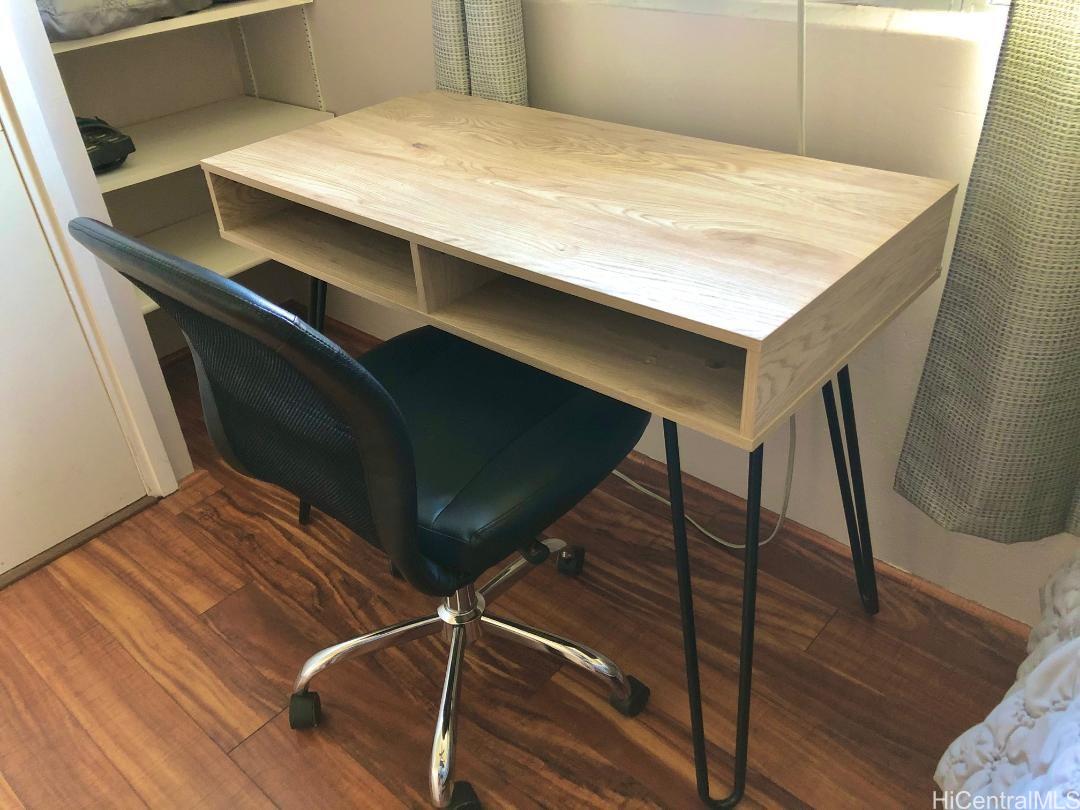 430 Kaiolu St Honolulu - Rental - photo 11 of 21