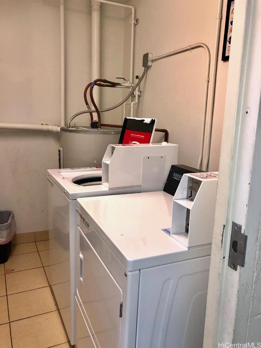 430 Kaiolu St Honolulu - Rental - photo 12 of 21