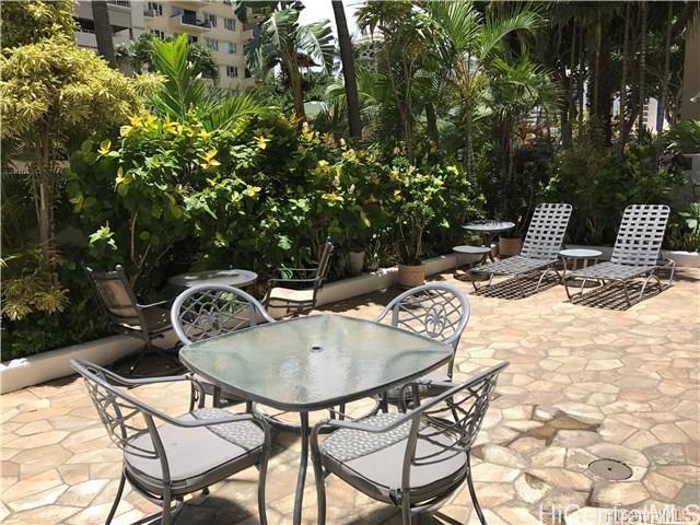 430 Kaiolu St Honolulu - Rental - photo 18 of 21