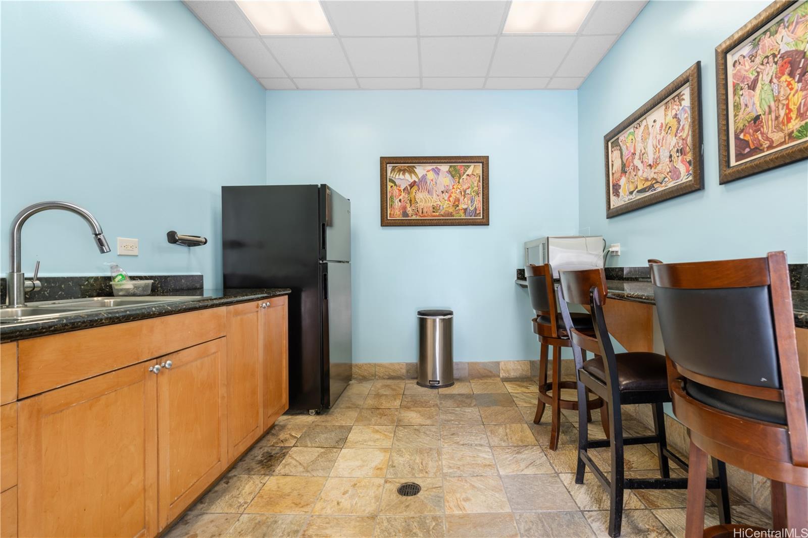 Kaiolu Sunrise condo # 505, Honolulu, Hawaii - photo 22 of 25