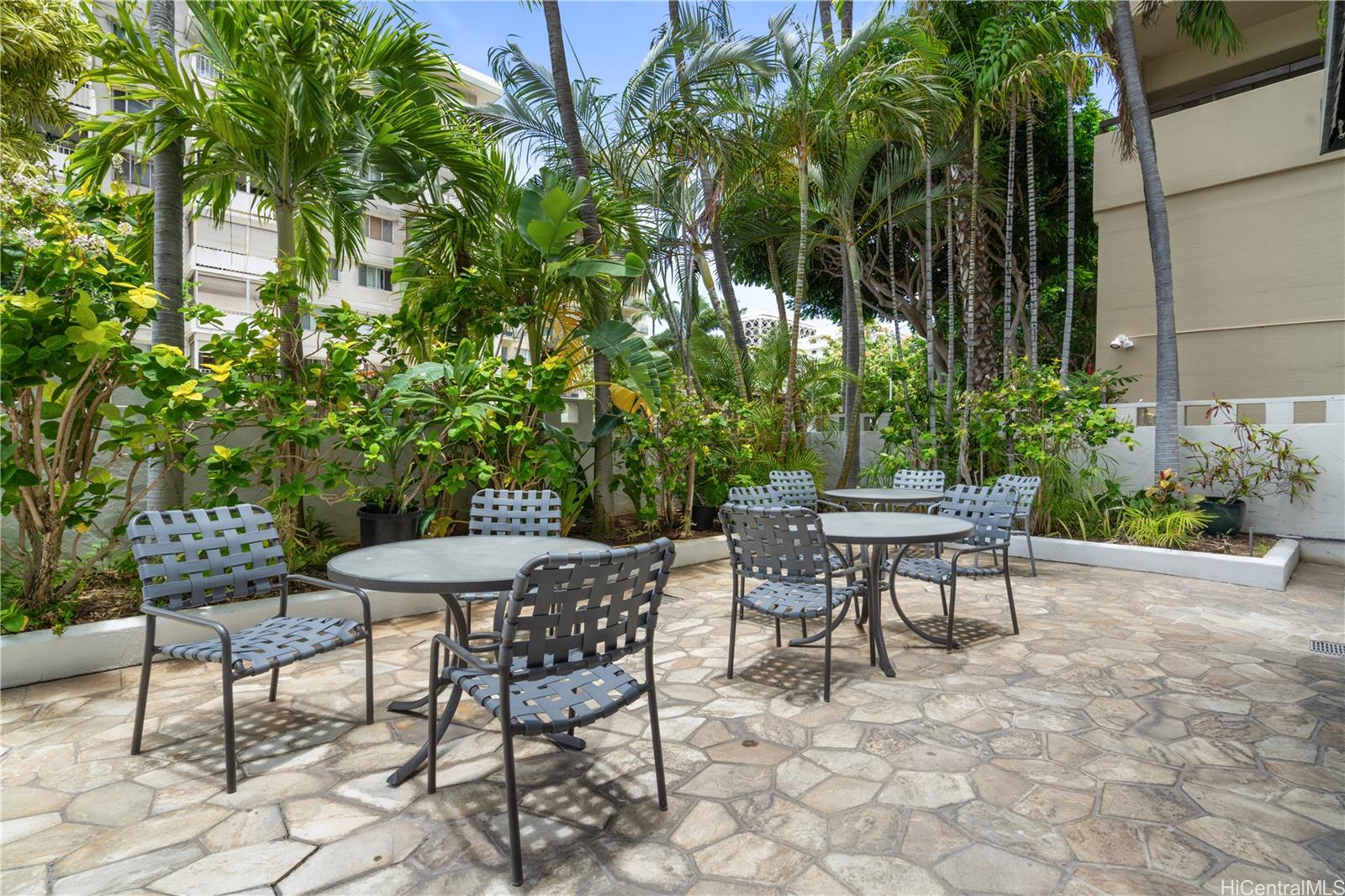 Kaiolu Sunrise condo # 505, Honolulu, Hawaii - photo 23 of 25