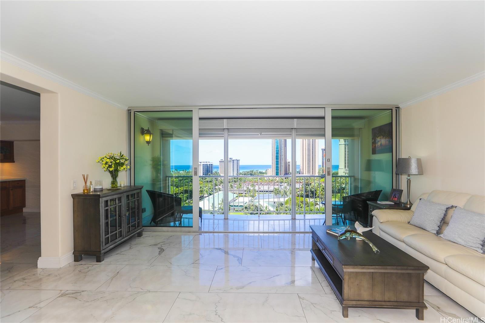 Keoni Ana condo # 1002, Honolulu, Hawaii - photo 6 of 21