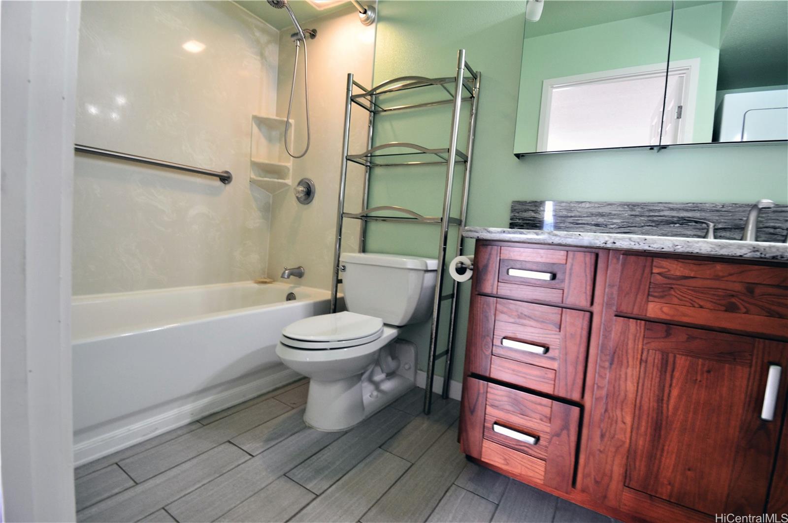 430 Keoniana St Honolulu - Rental - photo 15 of 20