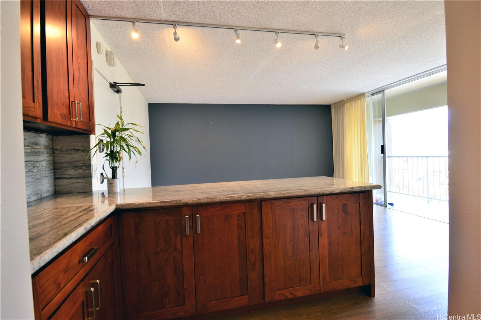 430 Keoniana St Honolulu - Rental - photo 7 of 20