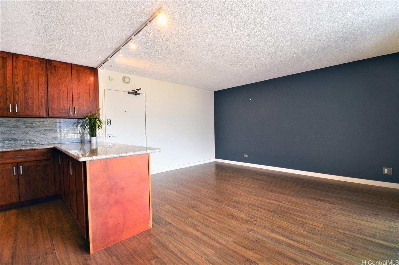 430 Keoniana St Honolulu - Rental - photo 8 of 20