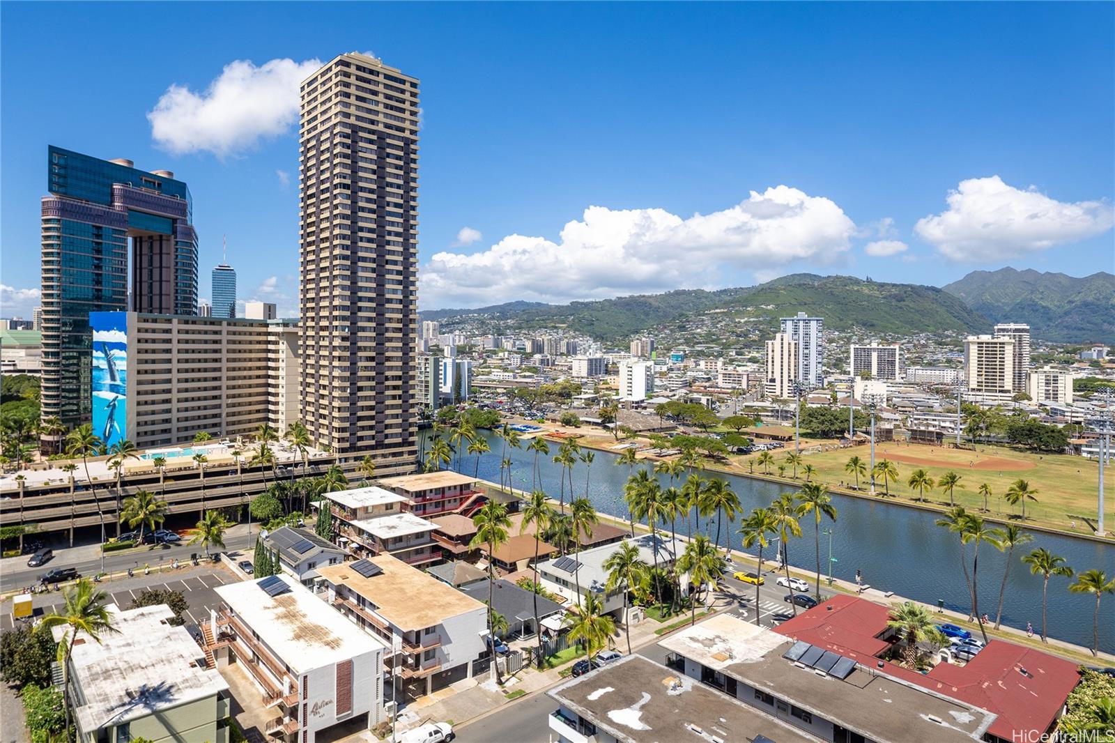 Keoni Ana condo # 1010, Honolulu, Hawaii - photo 19 of 20