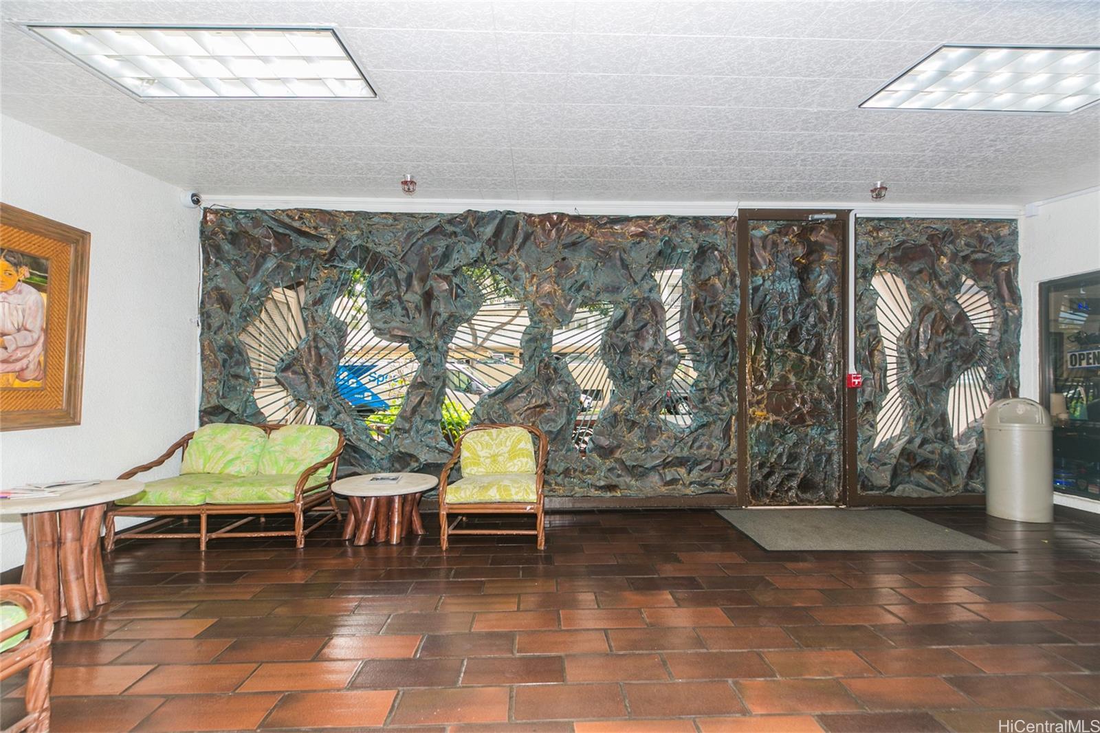 Keoni Ana condo # 114, Honolulu, Hawaii - photo 9 of 12